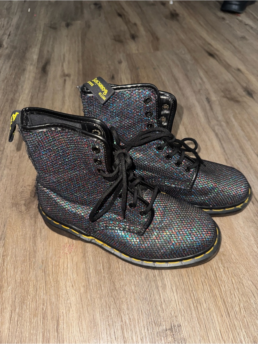 Dr. Martens 1460 Glitter Rainbow Iridescent 8-Eye Lace-Up Combat Boots Size 7